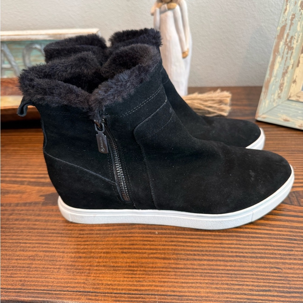 Blondo Waterproof Faux Fur Lined Ankle Boots Black Suede Zip Comfort US 8